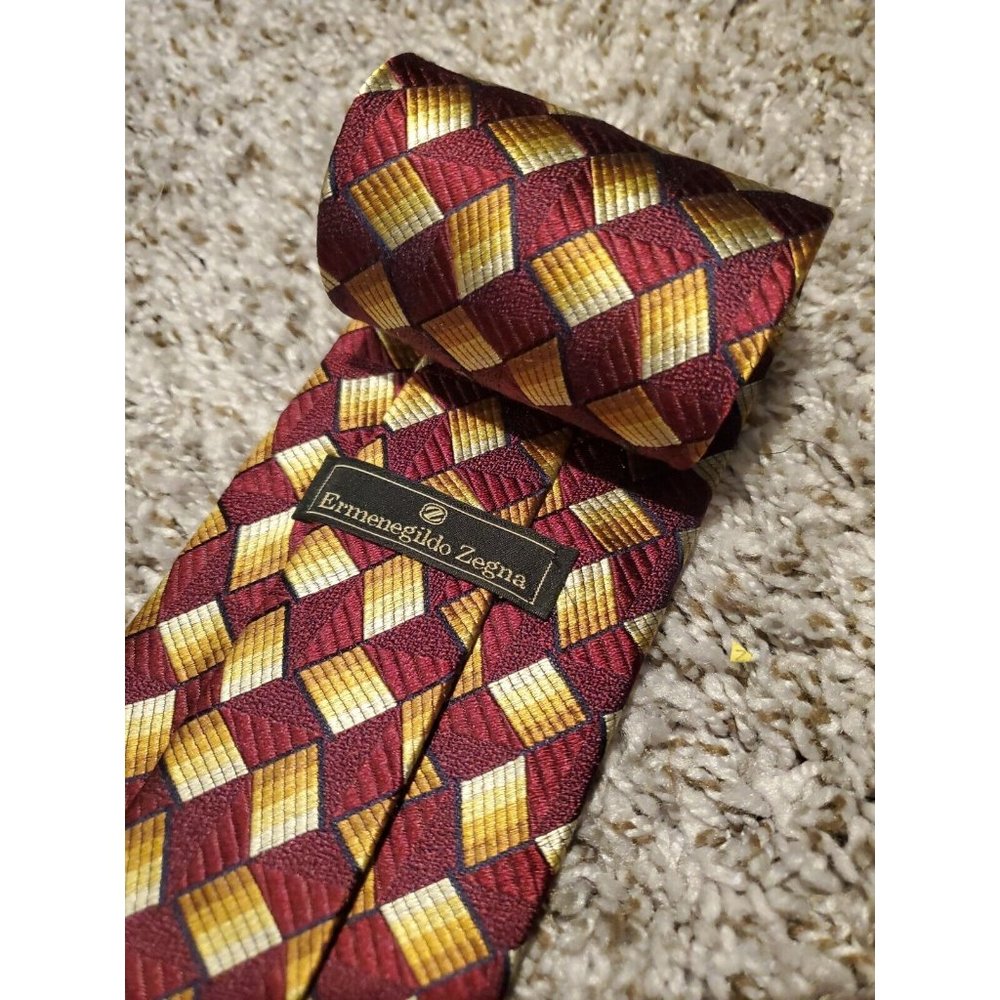 $195 ERMENEGILDO ZEGNA MENS 100%SILK TIE HAND MADE IN  ITALY